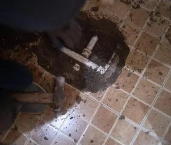 湛江市卫生间漏水维修公司为您分享下卫生间渗水如何处理及注意事项